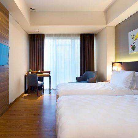 Aviary Bintaro Hotel Serpong Eksteriør billede