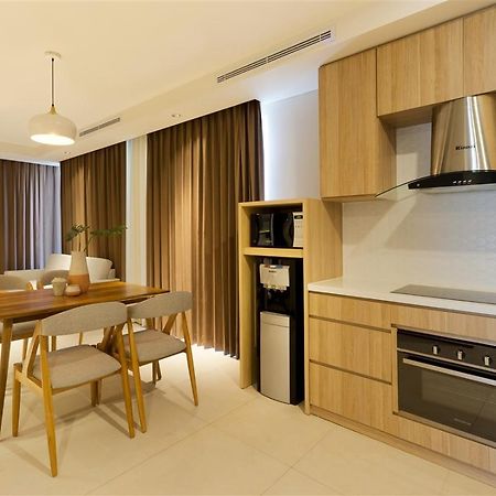 Aviary Bintaro Hotel Serpong Eksteriør billede