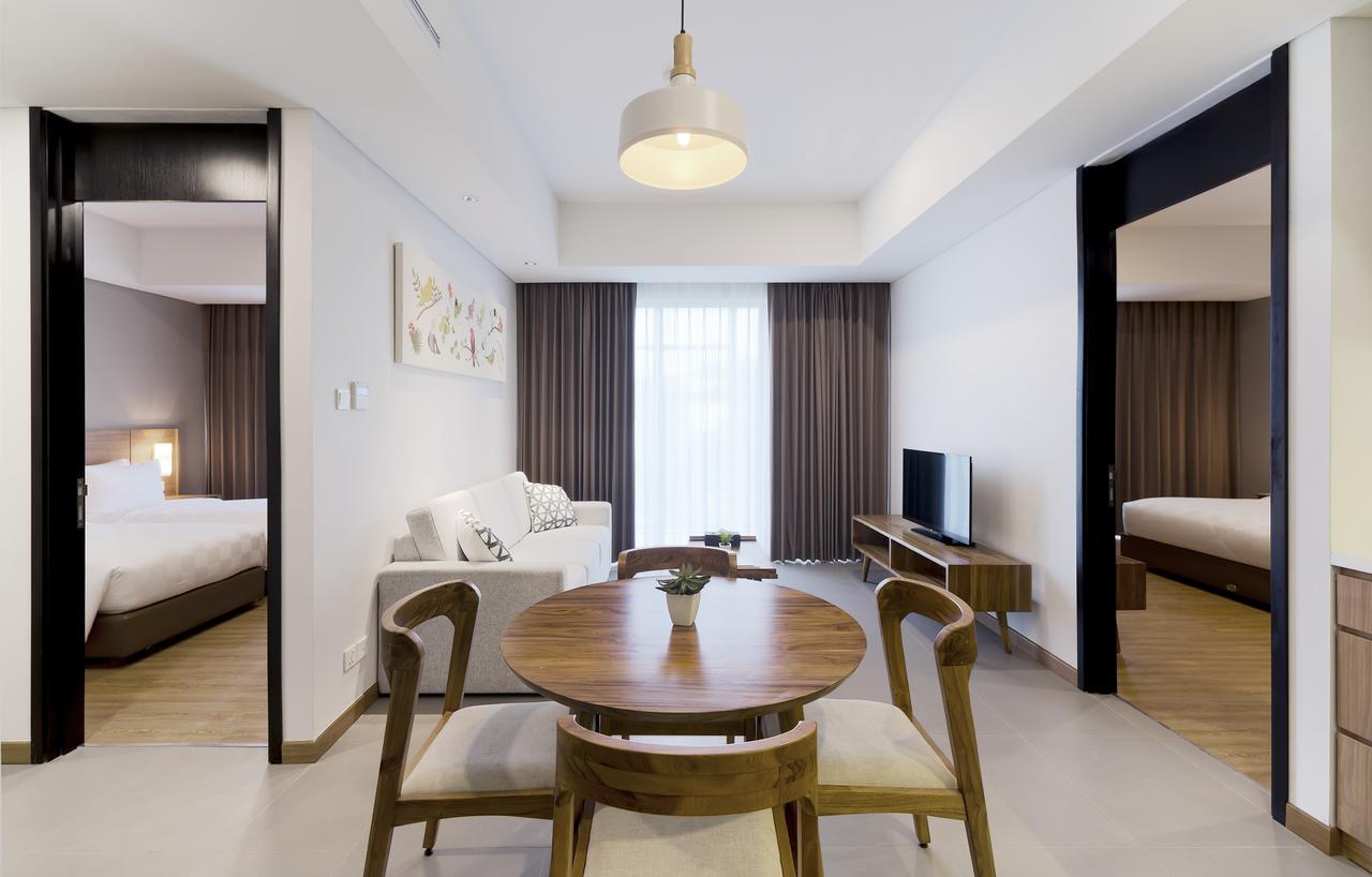 Aviary Bintaro Hotel Serpong Eksteriør billede