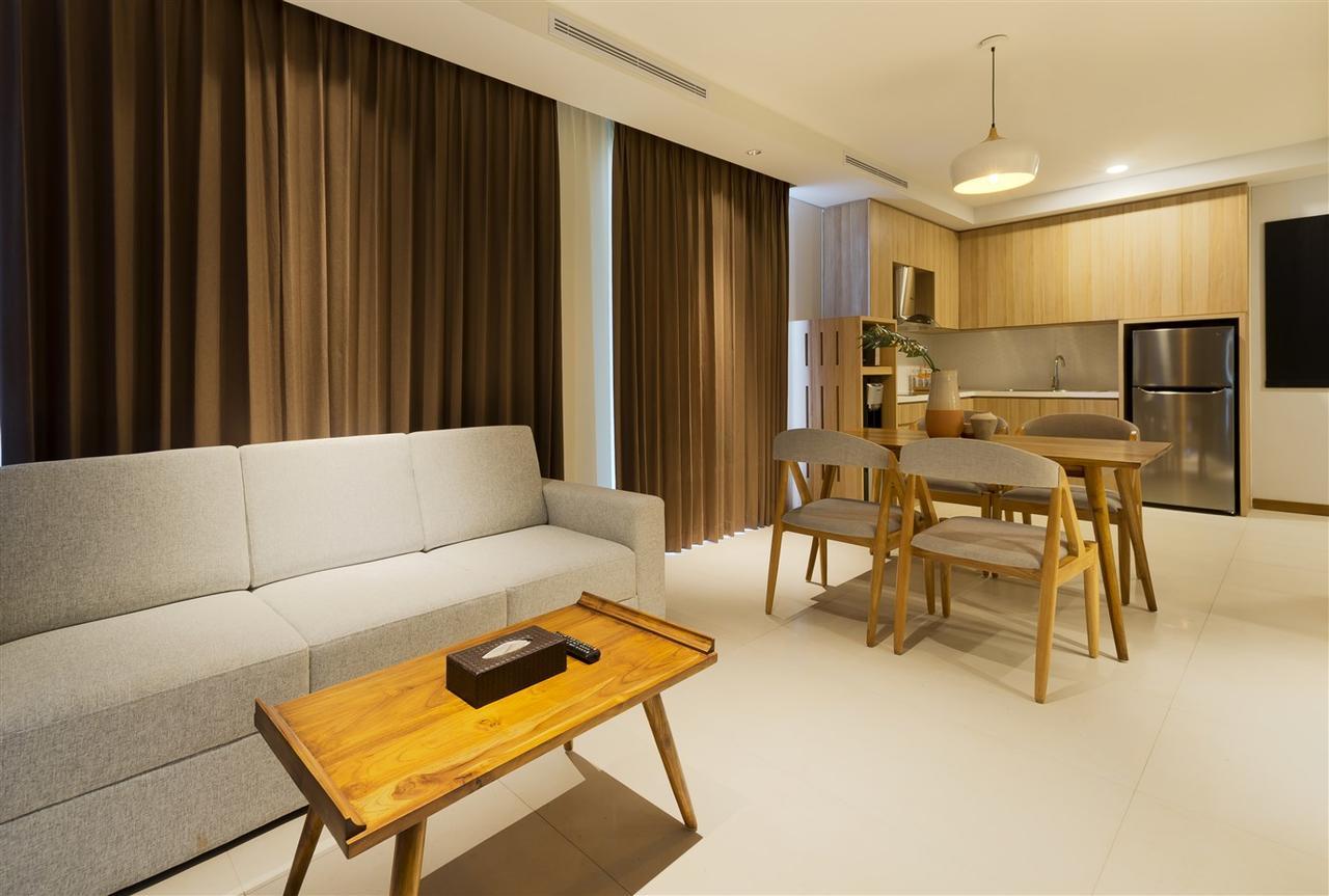 Aviary Bintaro Hotel Serpong Eksteriør billede