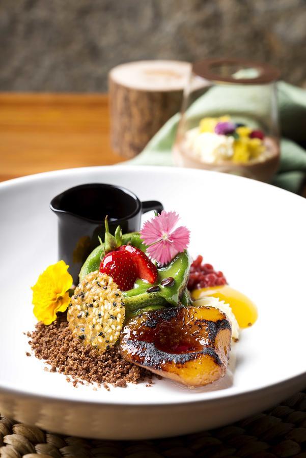 Aviary Bintaro Hotel Serpong Eksteriør billede