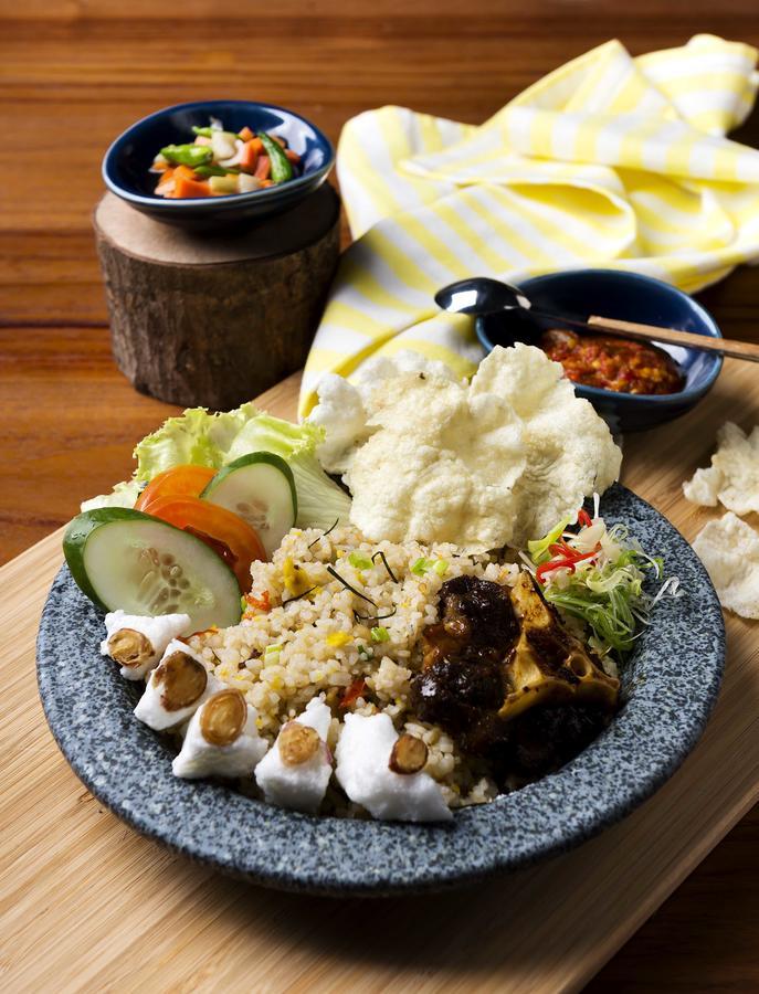 Aviary Bintaro Hotel Serpong Eksteriør billede