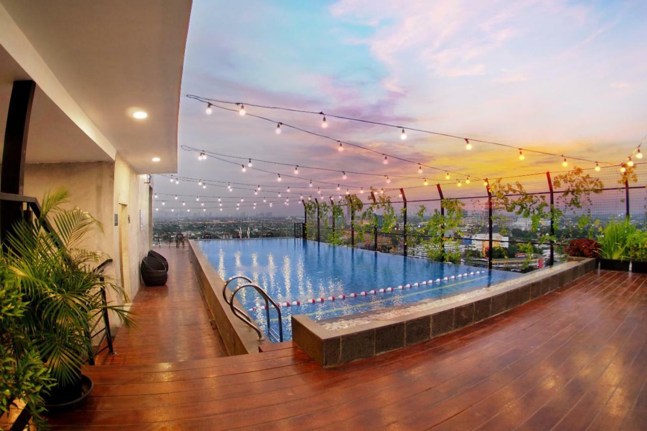Aviary Bintaro Hotel Serpong Eksteriør billede