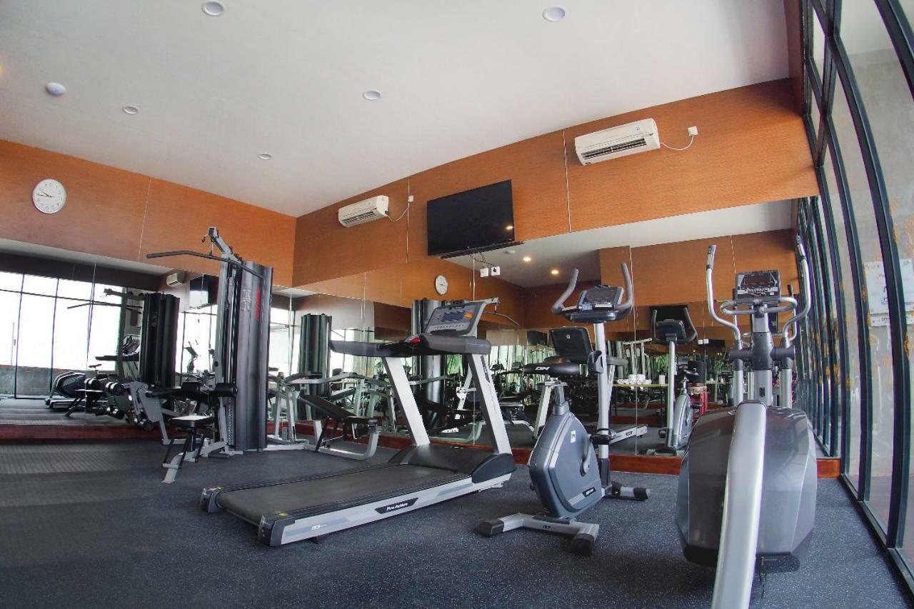 Aviary Bintaro Hotel Serpong Eksteriør billede